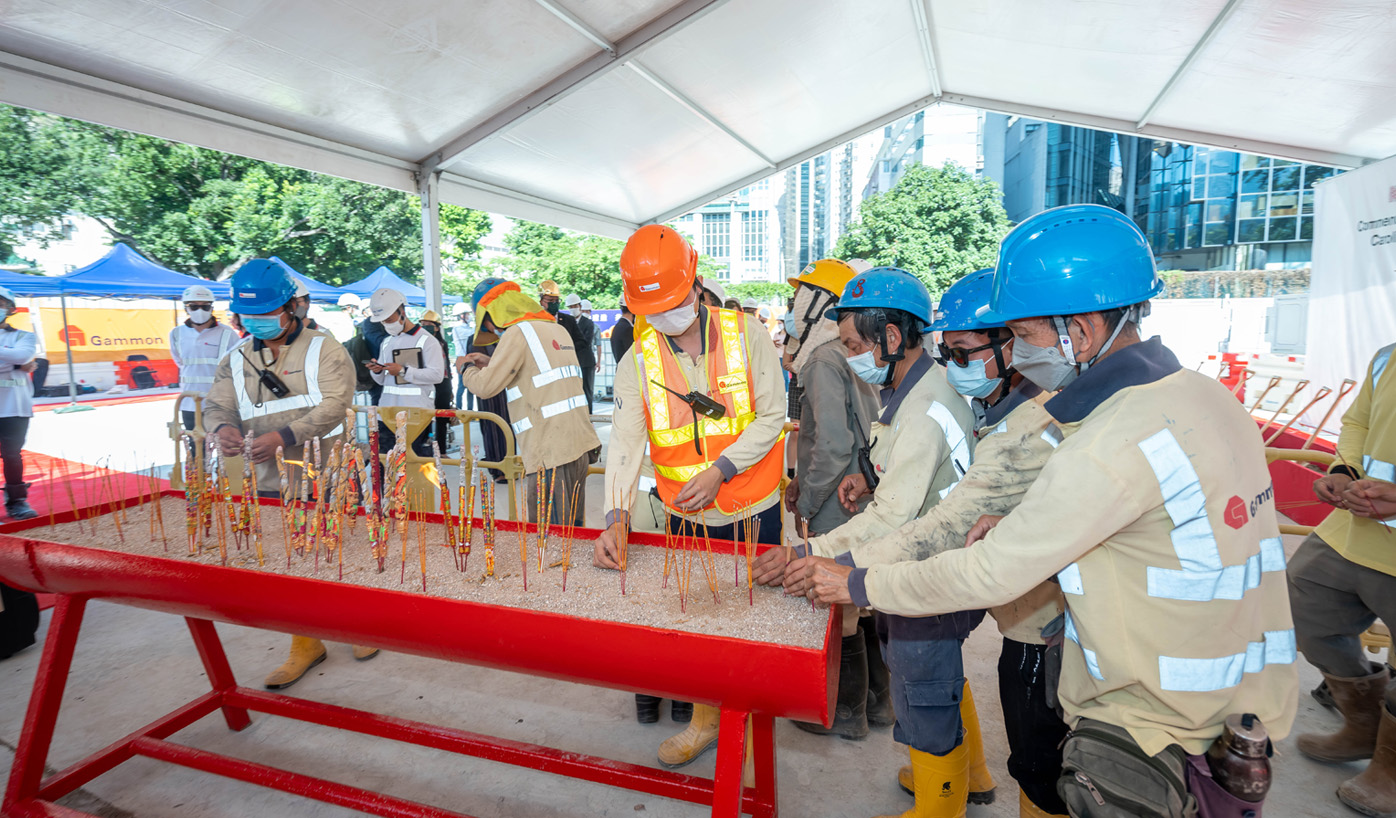 The Caroline Hill Road site will be developed into premium commercial buildings with community facilities, and is scheduled for completion in 2026.