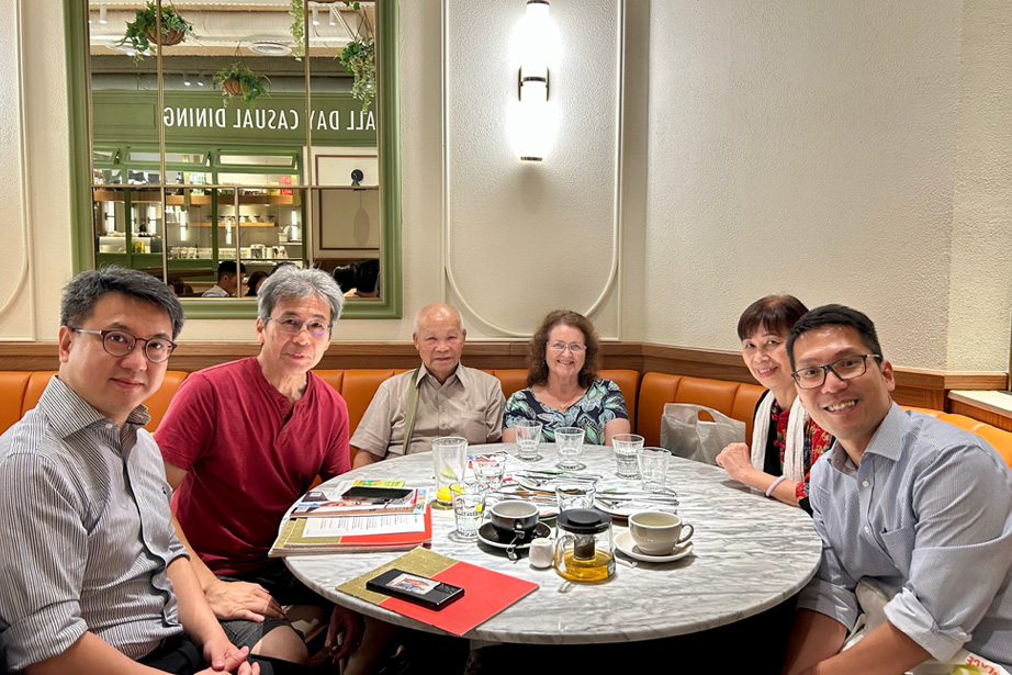 WZQ representatives met with Yung Shue Au villagers Wan Yuk Heung (Heung Heung) and her brother to seek their consent for the revitalisation.