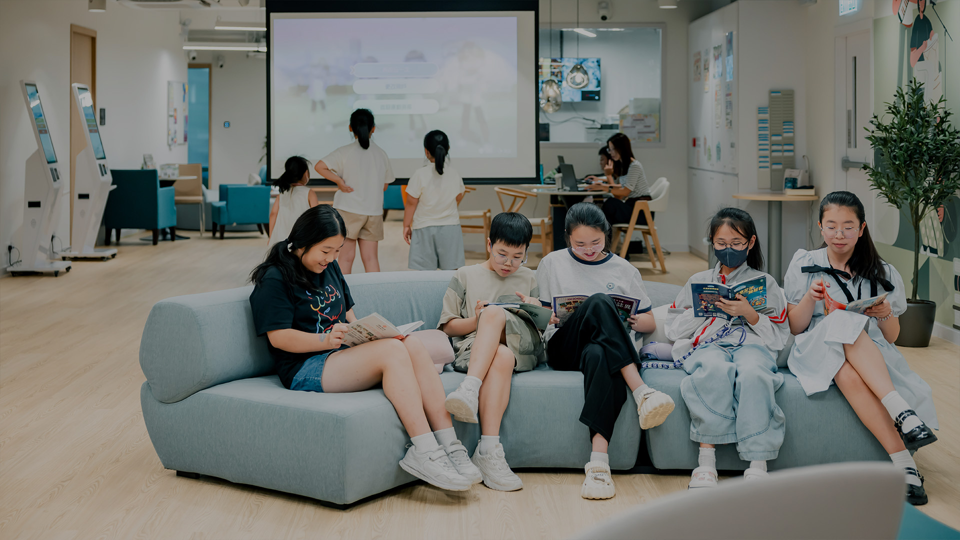 Tsuen Wan Community Living Room: Space to Grow Well