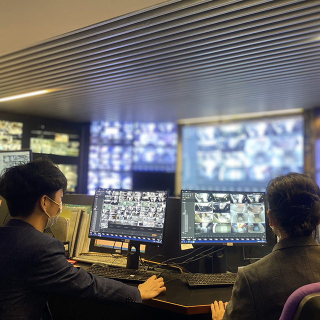 如心酒店集团物业保安服务：由获 ISO 国际认证的制服及便衣保安团队负责，为全港各区物业提供专业的风险防控及现场防护，确保住户与租户的安全。