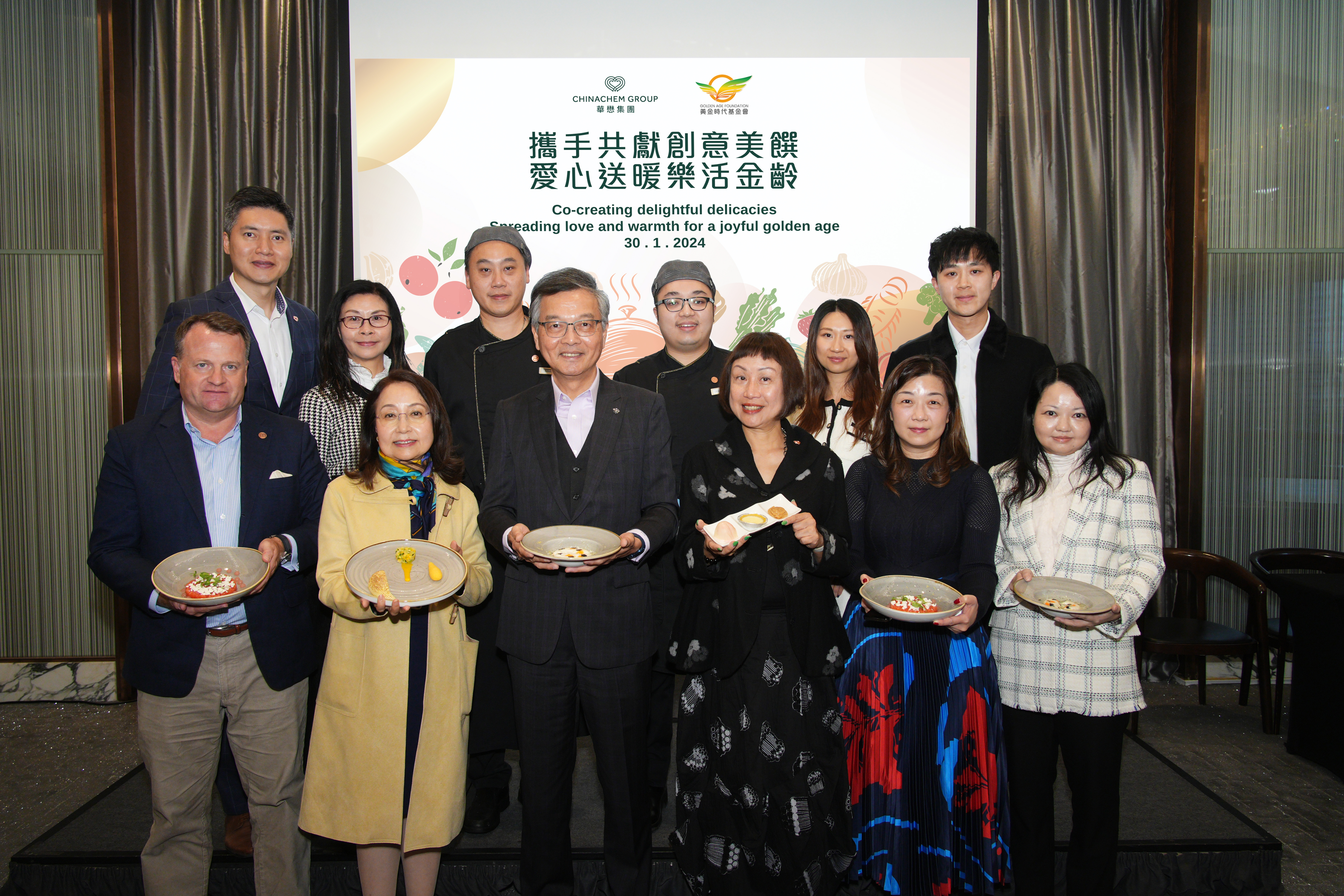 行政会议成员林正财医生与跨专业团队合作，共同推动及研发长者友善餐饮与相关发展项目。
