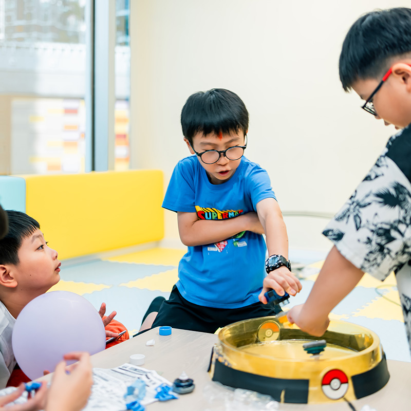 「童心天地」兒童空間︰以小學生為主的開放式遊樂區