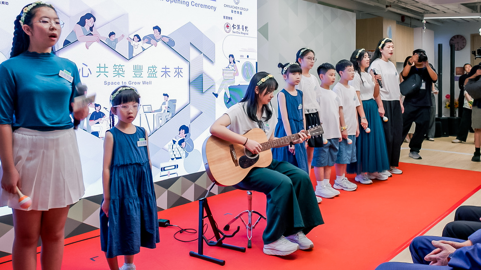 With access to the music facilities at the Tsuen Wan Community Living Room, she now has a dedicated environment where she can focus on practising, experimenting and developing her skills. 