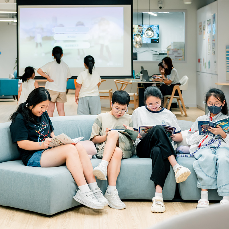 Tsuen Wan Community Living Room
